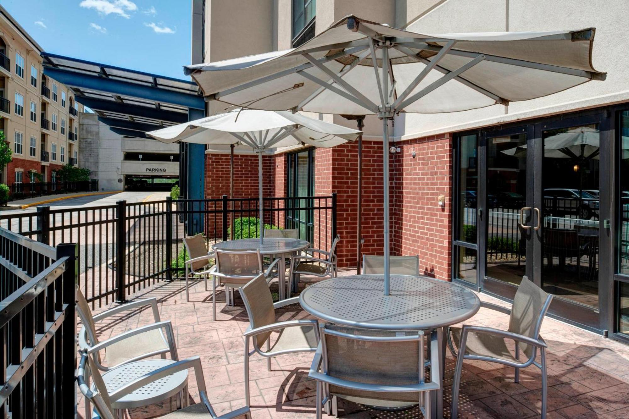 Springhill Suites St. Louis Brentwood Exterior foto